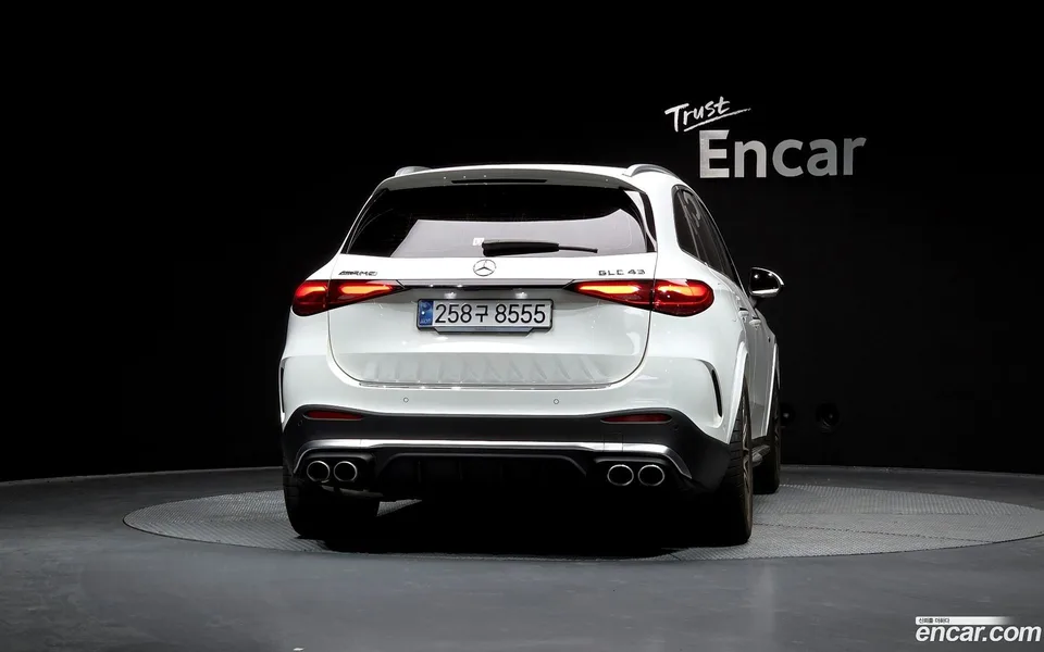 Mercedes-Benz GLC-Class AMG GLC43 4MATIC 2024 — миниатюра 4