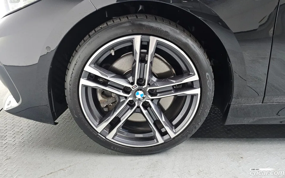 BMW 1 Series 120i M 2022 — миниатюра 5