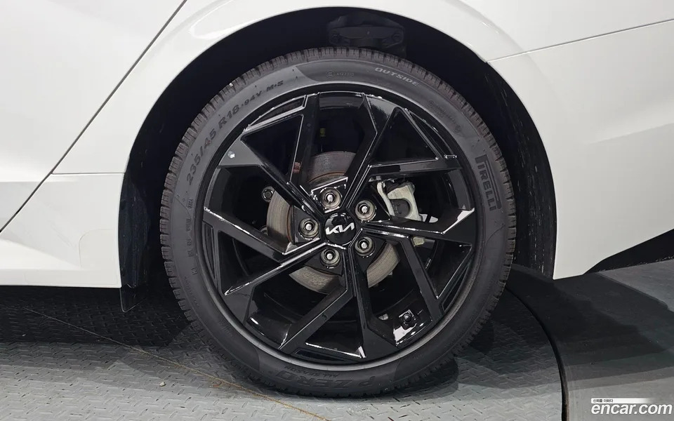 Kia K5 Hybrid 2024 — миниатюра 2