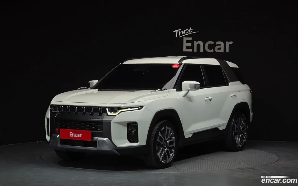 KG Mobility Torres 1.5 2WD 2023 — фото 1, купить с доставкой в Москву