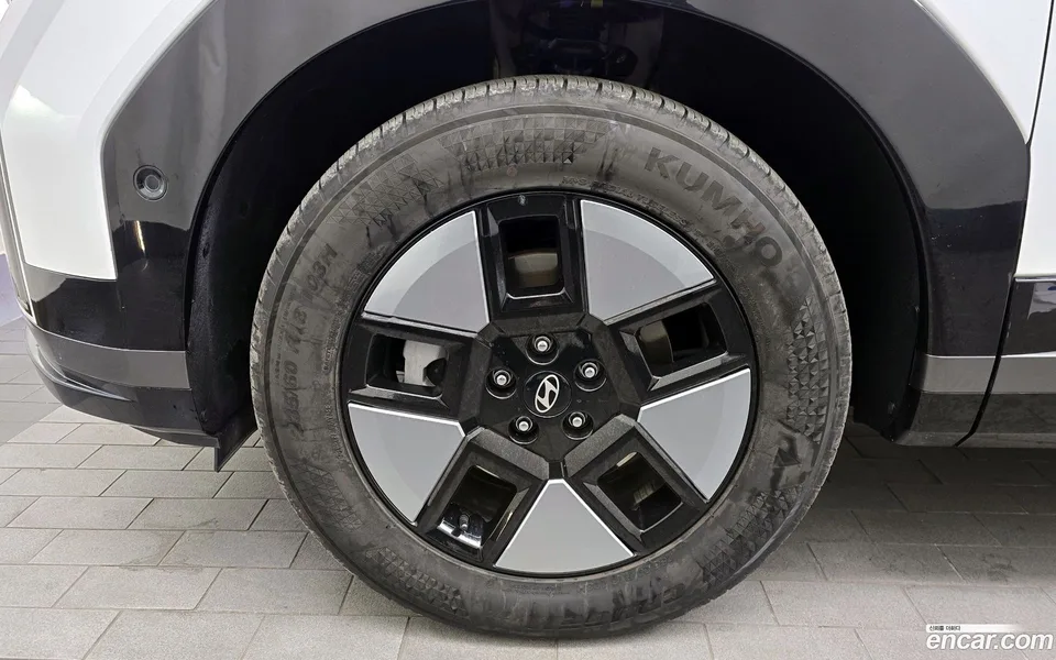 Hyundai SantaFe HEV 1.6 2WD 2024 — миниатюра 5