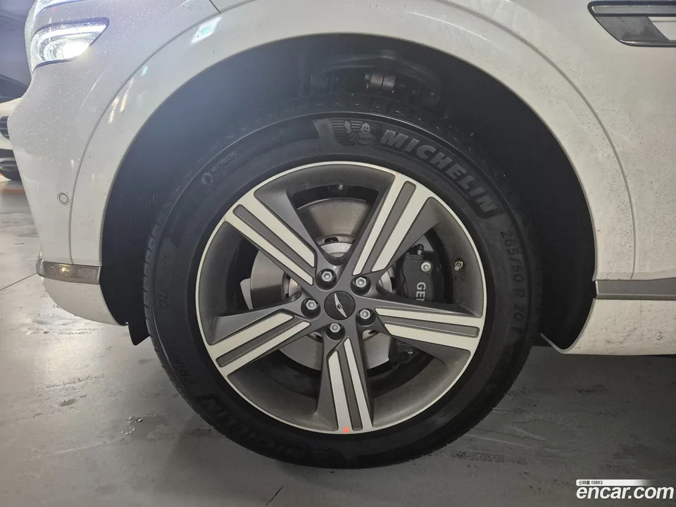 Genesis GV80 Coupe 2.5T AWD 2024 — миниатюра 2