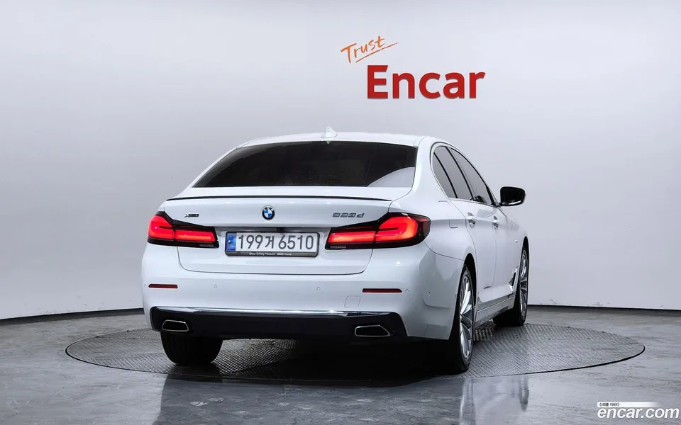 BMW 5 Series 523d xDrive 2022 — миниатюра 4