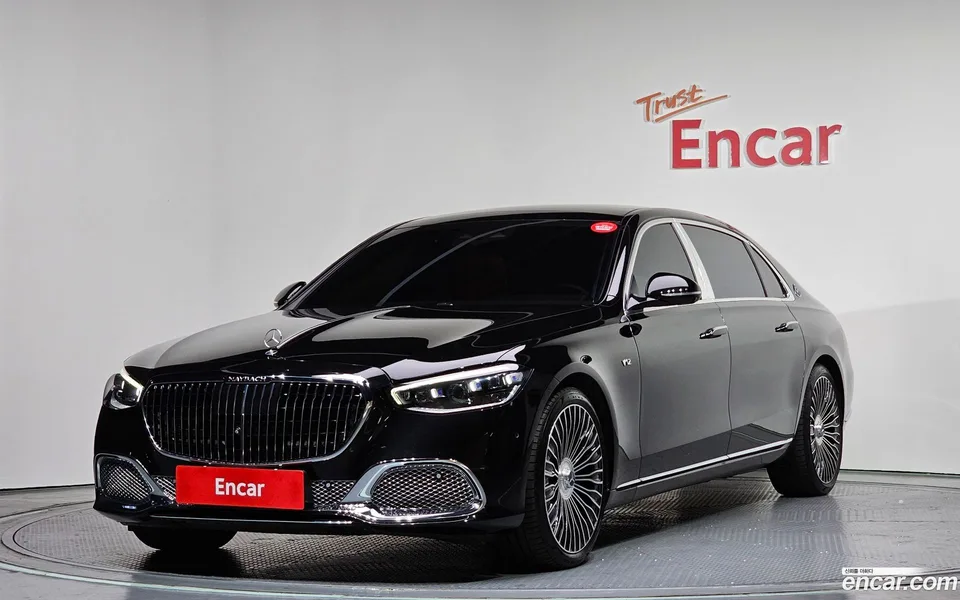 Mercedes-Benz S-Class S680 4MATIC 2023 — фото 1, купить с доставкой в Москву
