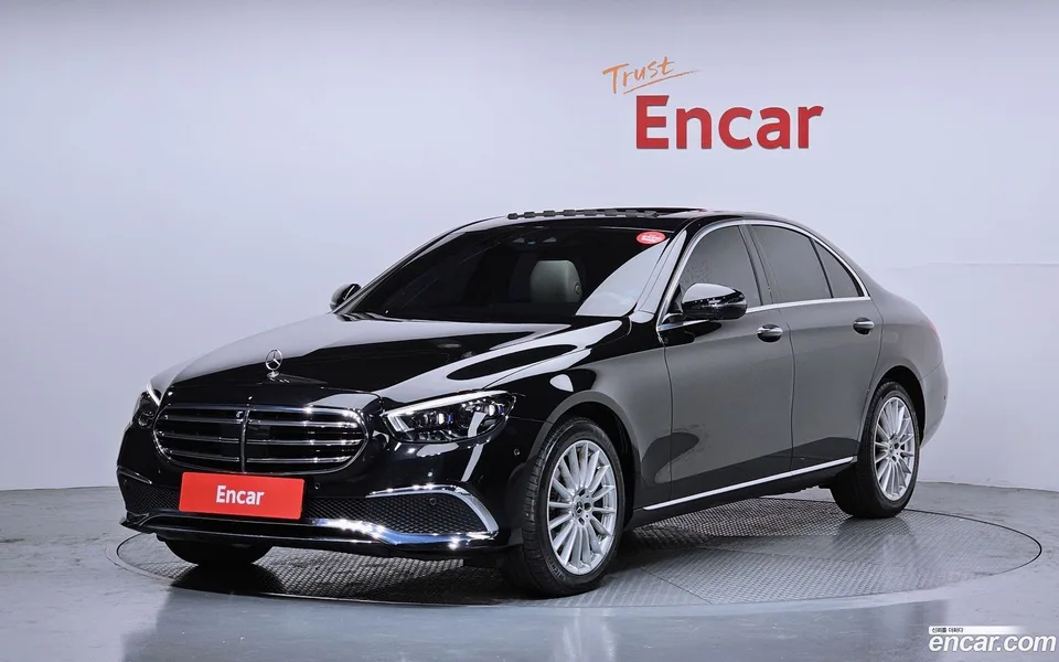 Mercedes-Benz E-Class E250 2022 — фото 1, купить с доставкой в Москву