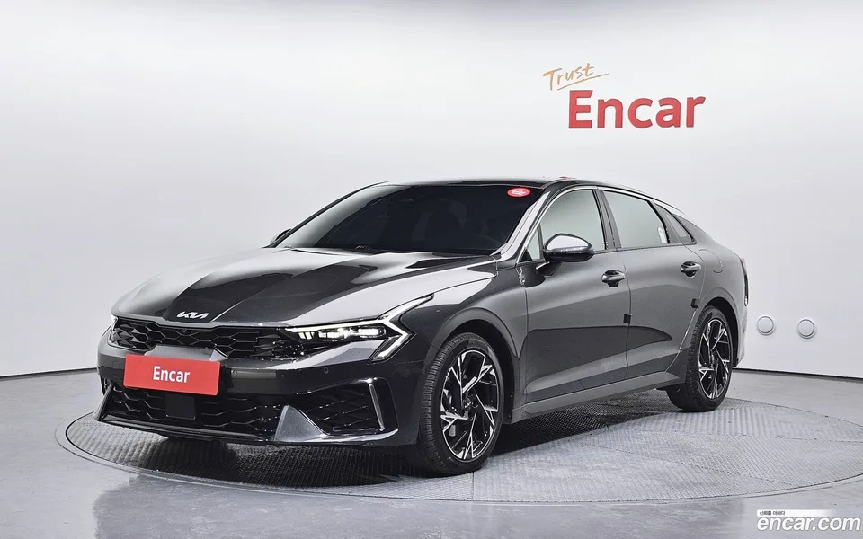 Kia K5 Hybrid 2024 — фото 1, купить с доставкой в Москву