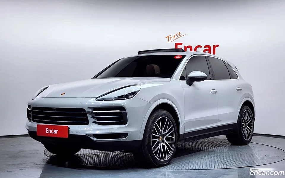 Porsche Cayenne 3.0 2022 — фото 1, купить с доставкой в Москву
