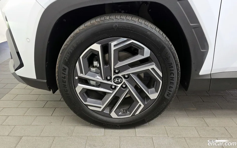 Hyundai Tucson Hybrid NX4 HEV 1.6 2WD 2024 — миниатюра 2