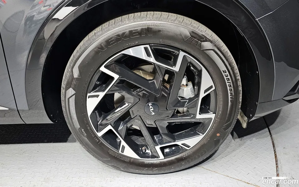Kia Sportage 1.6 2WD 2023 — миниатюра 2