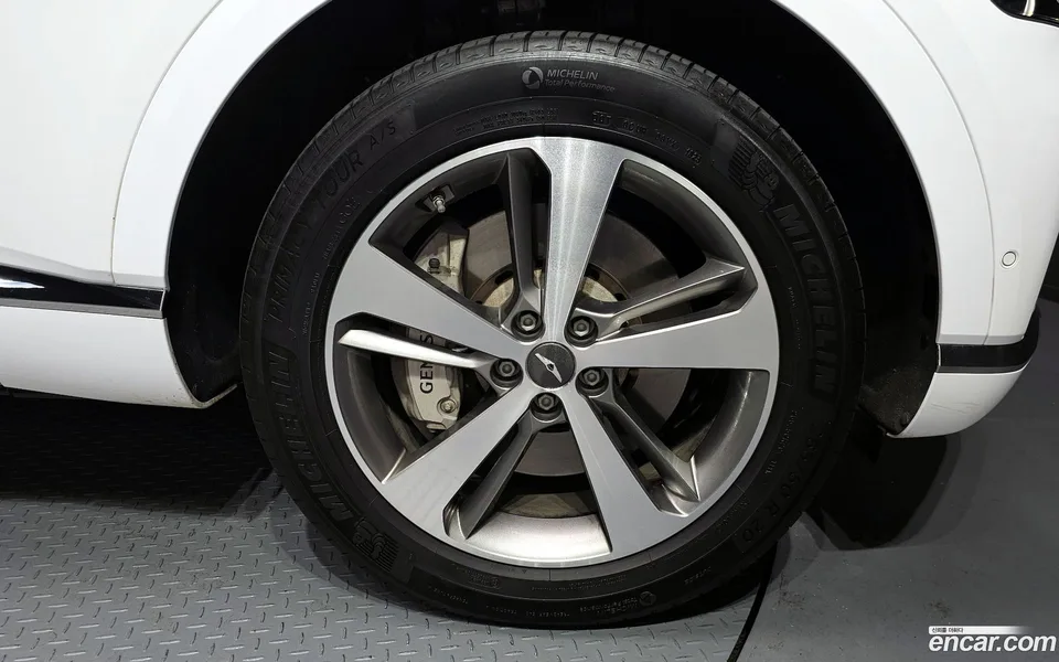 Genesis GV80 2.5T AWD 2023 — миниатюра 2