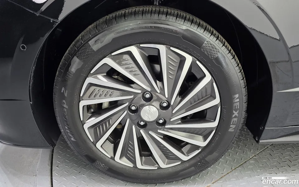 Hyundai Sonata Hybrid 2023 — миниатюра 2