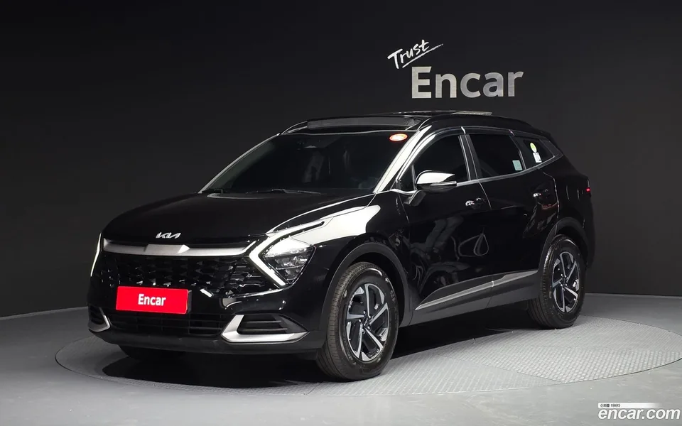 Kia Sportage Hybrid 4WD 2022 — фото 1, купить с доставкой в Москву
