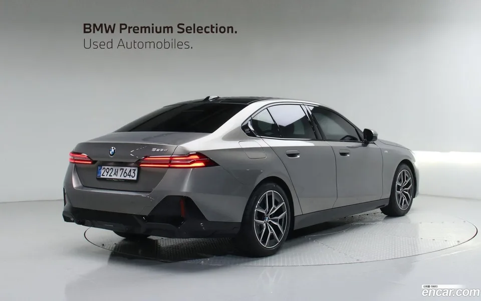 BMW 5 Series 523d M 2025 — миниатюра 4