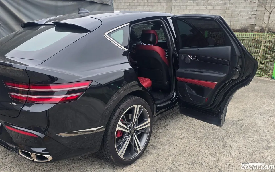 Genesis GV80 Coupe 3.5T e-S/C AWD 2025 — миниатюра 2