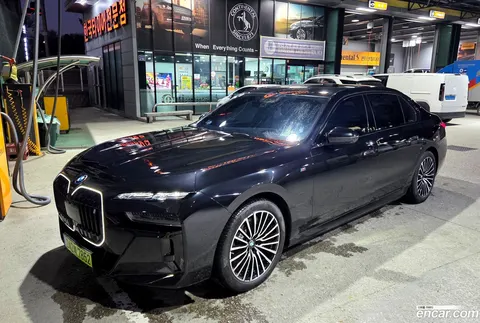 BMW i7 2023 buy in Moscow