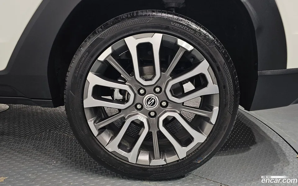 KG Mobility Torres 1.5 4WD 2023 — миниатюра 5