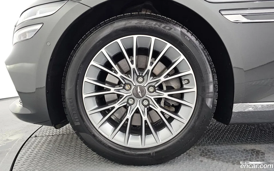 Genesis G80 2.5 2WD 2023 — миниатюра 5