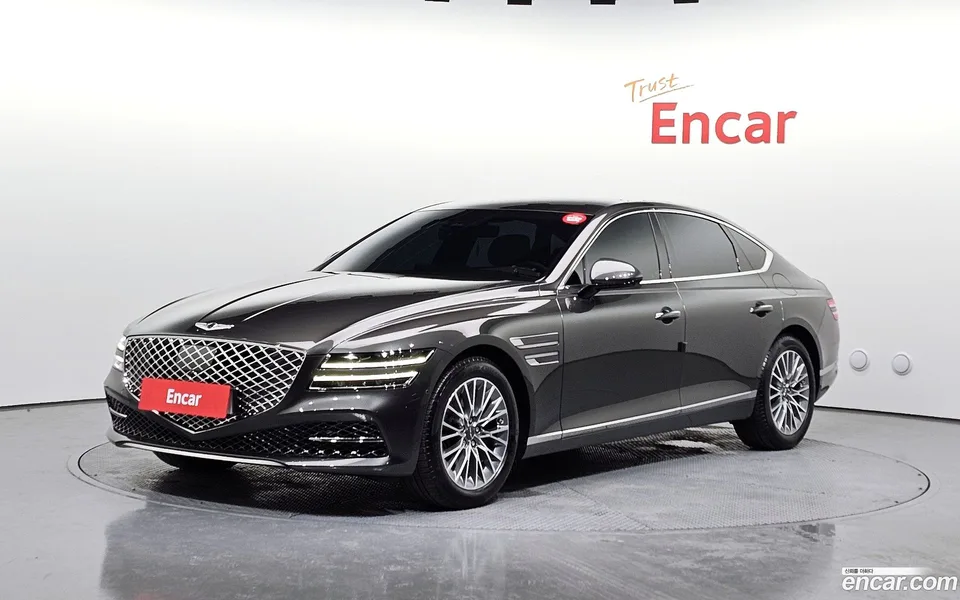 Genesis G80 2.5 2WD 2023 — фото 1, купить с доставкой в Москву