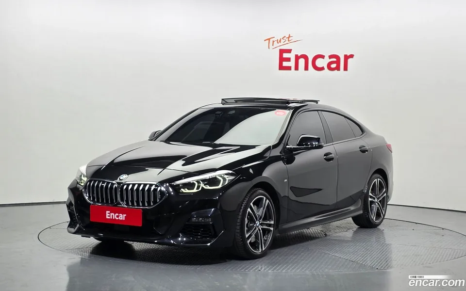 BMW 2 Series Gran Coupe 220i M 2024 — фото 1, купить с доставкой в Москву