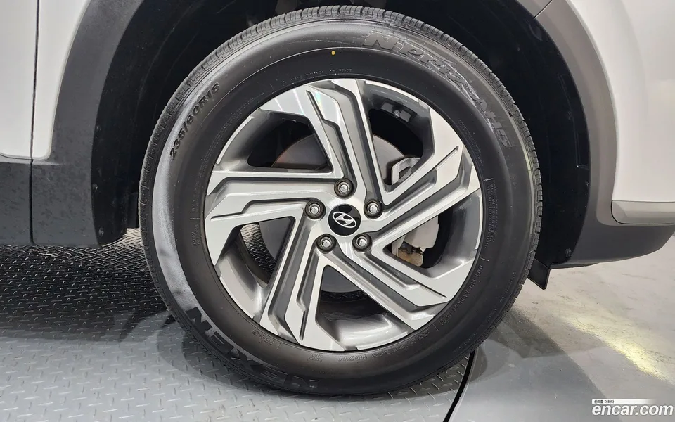 Hyundai SantaFe 2.2 2WD 2022 — миниатюра 5