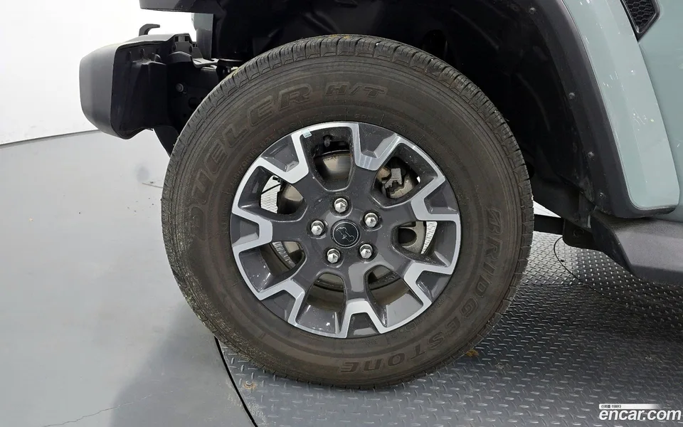 Jeep Wrangler 2.0 4 2024 — миниатюра 2