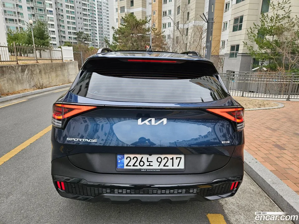 Kia Sportage Hybrid 30 2WD 2024 — миниатюра 4