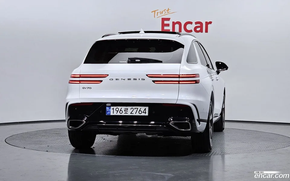 Genesis GV70 2.5T 2WD 2024 — миниатюра 4