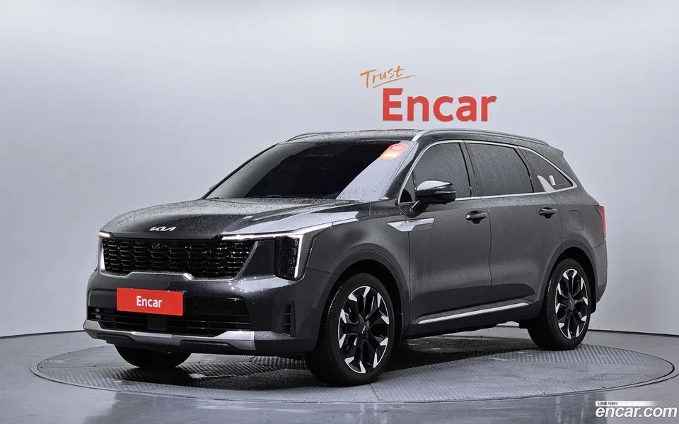 Kia Sorento 2.5T 2WD 2024 — фото 1, купить с доставкой в Москву