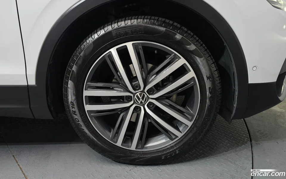 Volkswagen Tiguan 2.0 TDI 2022 — миниатюра 2