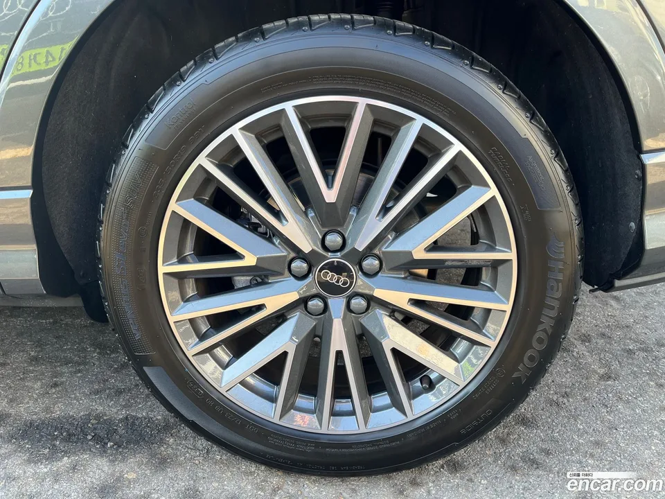 Audi Q3 40 TFSI 2025 — миниатюра 5