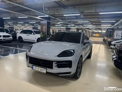 Porsche Cayenne 2024 buy in Moscow