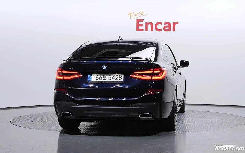 BMW 6 Series GT 630i xDrive M 2022 — миниатюра 4