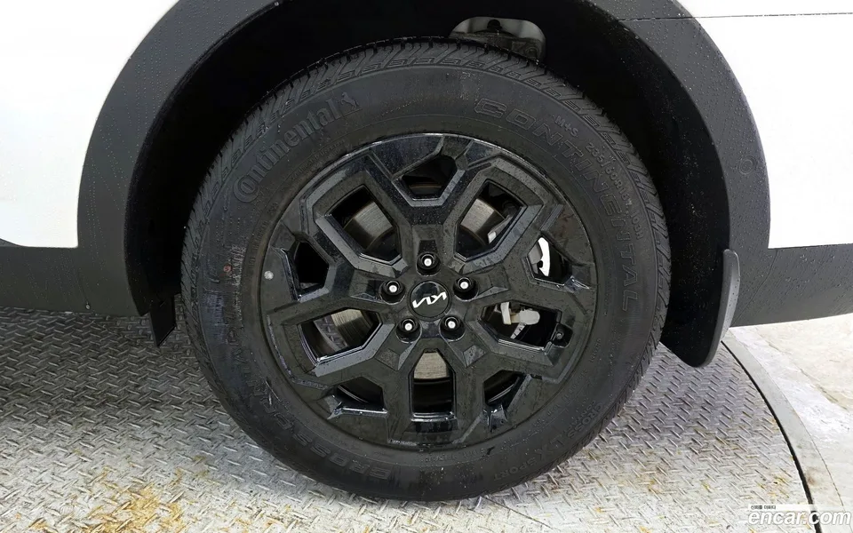 Kia Sorento HEV 1.6 2WD 2023 — миниатюра 5