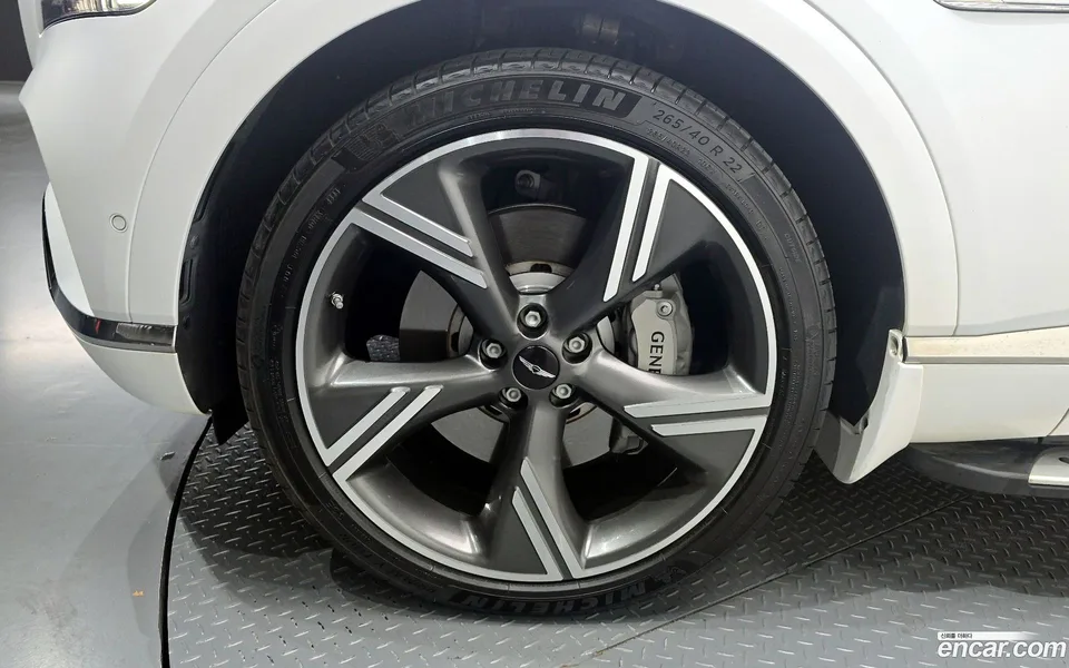 Genesis GV80 2.5T 2WD 2024 — миниатюра 5