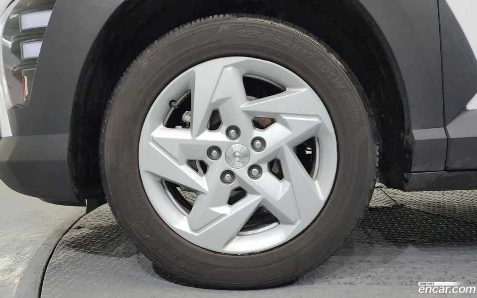 Hyundai Kona 1.6 2WD 2023 — миниатюра 2