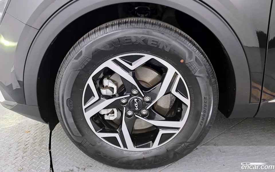 Kia Sportage 2.0 2WD 2022 — миниатюра 2