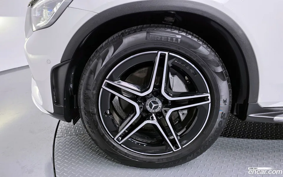 Mercedes-Benz GLC-Class GLC300 4MATIC 2022 — миниатюра 5