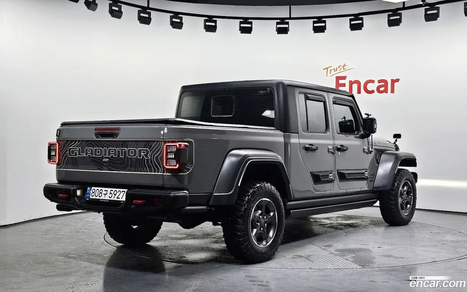 Jeep Gladiator 3.6 2022 — миниатюра 2