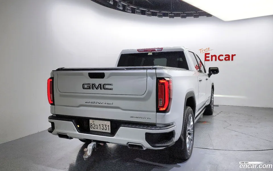 GMC Sierra -X 2023 — миниатюра 4