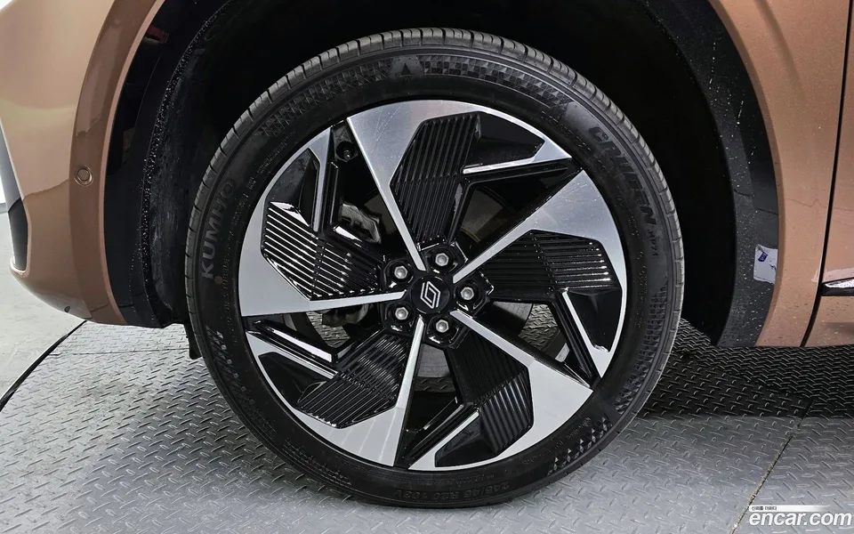 Renault Samsung Grand Koleos 1.5 E-TECH 2WD 2024 — миниатюра 5