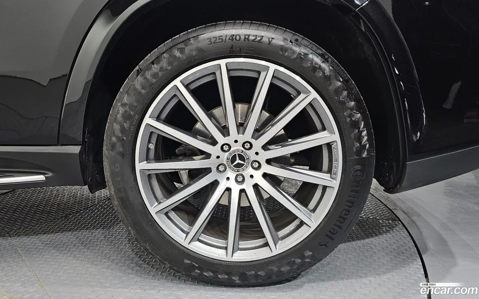 Mercedes-Benz GLS-Class GLS400d 4MATIC 2023 — миниатюра 2