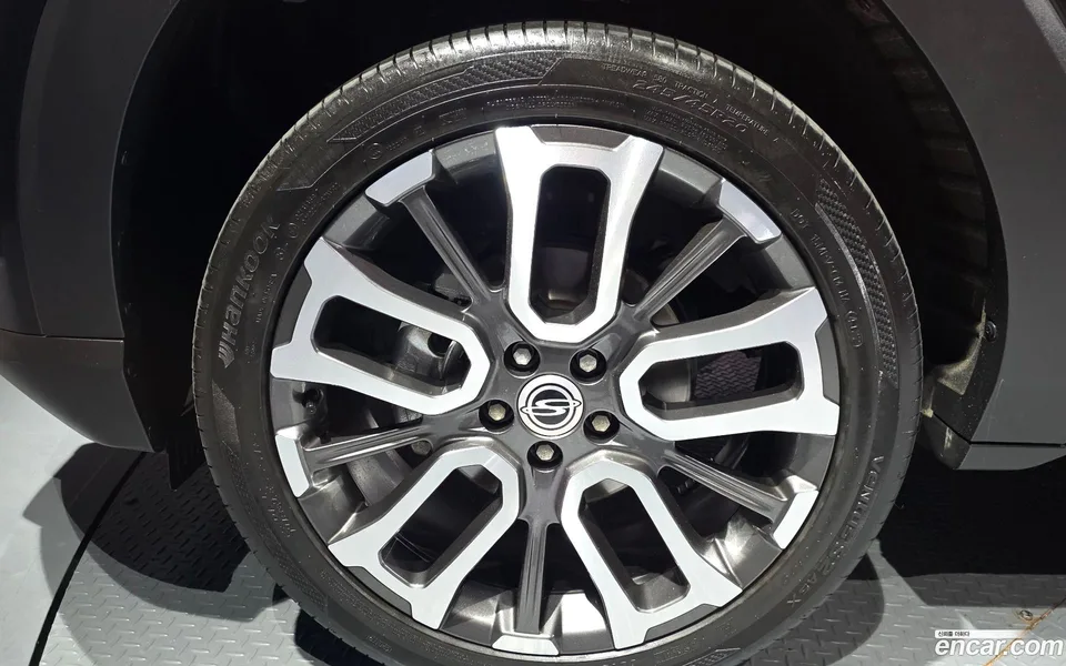 KG Mobility Torres 1.5 2WD 2022 — миниатюра 5