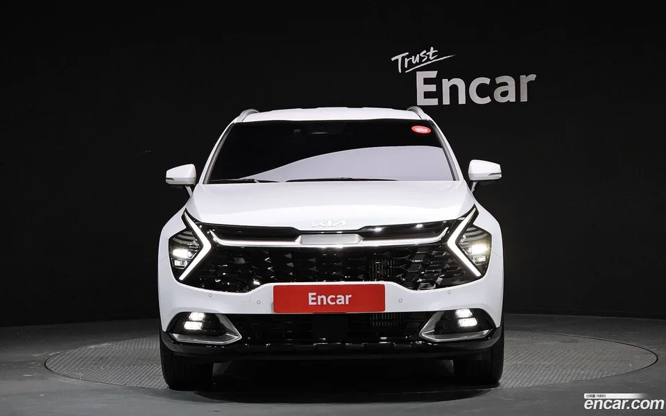 Kia Sportage 1.6 2WD 2023 — миниатюра 3