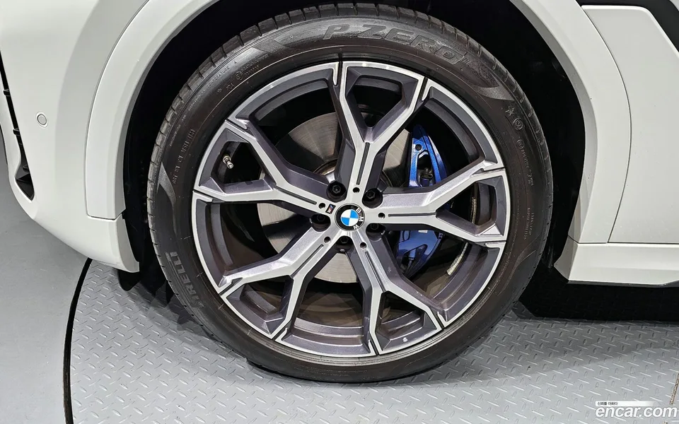 BMW X6 xDrive30d M 2024 — миниатюра 5