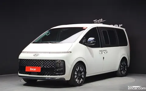 Hyundai Staria 2024 купить в Москве