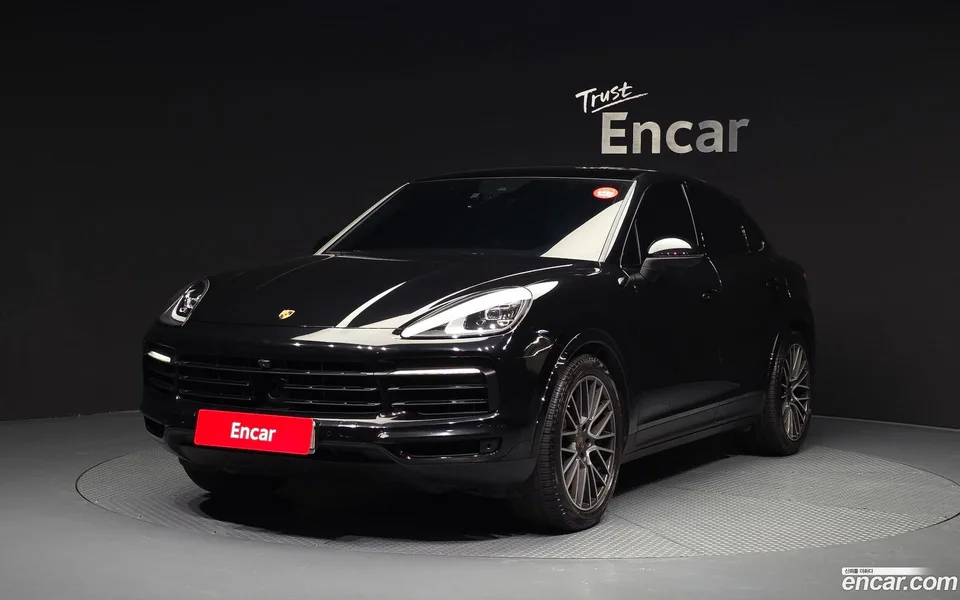 Porsche Cayenne 3.0 2022 — фото 1, купить с доставкой в Москву