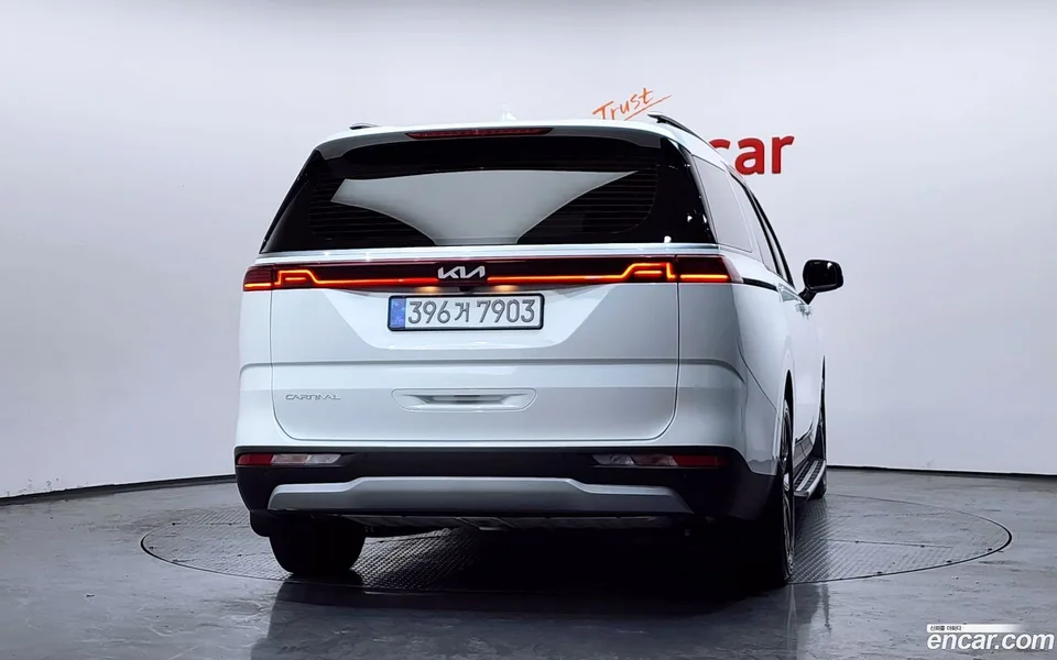 Kia Carnival 9 2022 — миниатюра 4