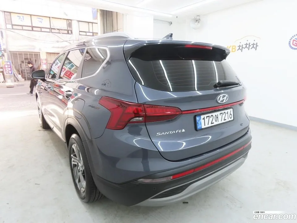 Hyundai SantaFe 2.5T 2WD 2022 — миниатюра 4