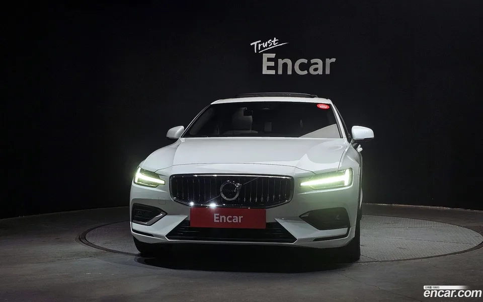 Volvo S60 B5 2023 — миниатюра 3