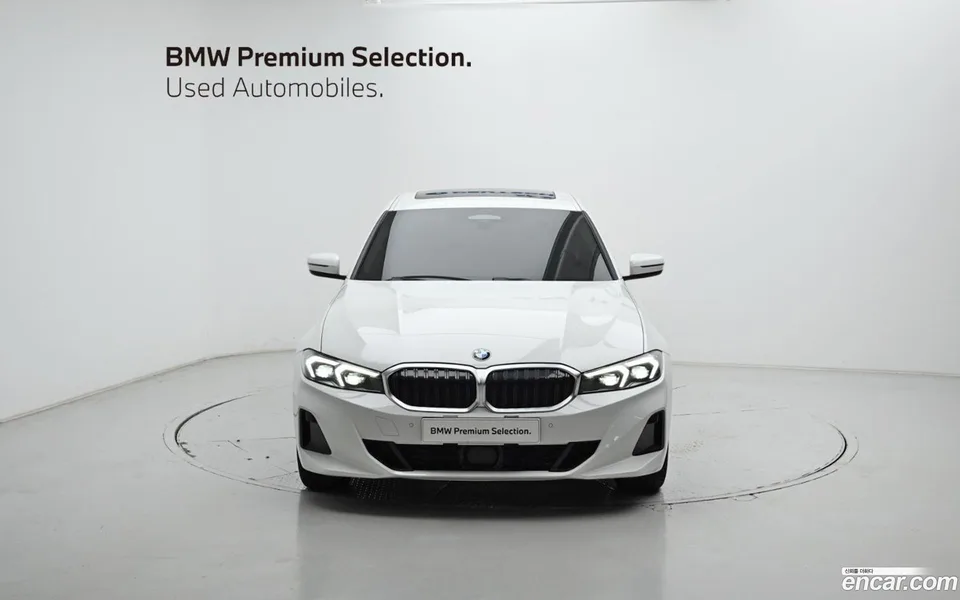 BMW 3 Series 320i 2023 — миниатюра 3